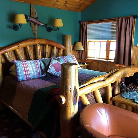 Lake George Boathouse Waterfront Lodging Bolton Landing Exterior foto