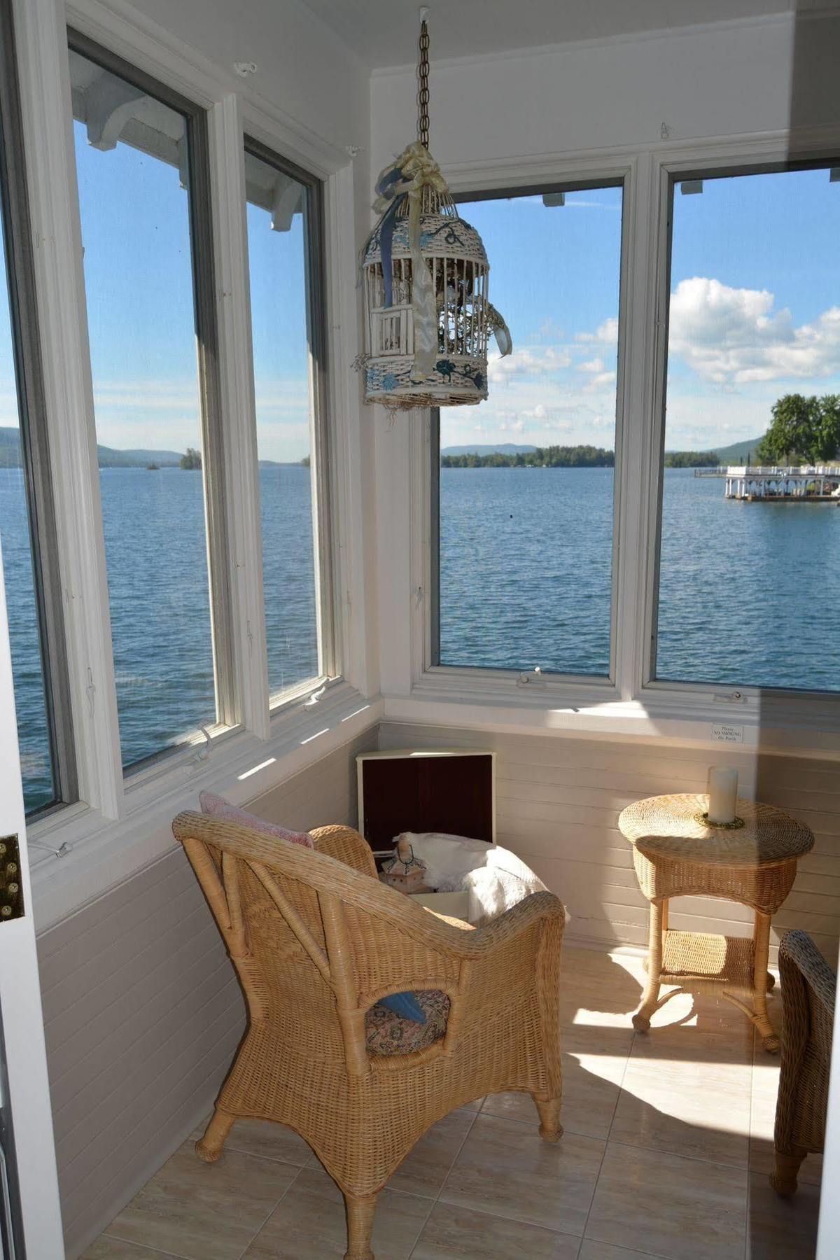 Lake George Boathouse Waterfront Lodging Bolton Landing Exterior foto