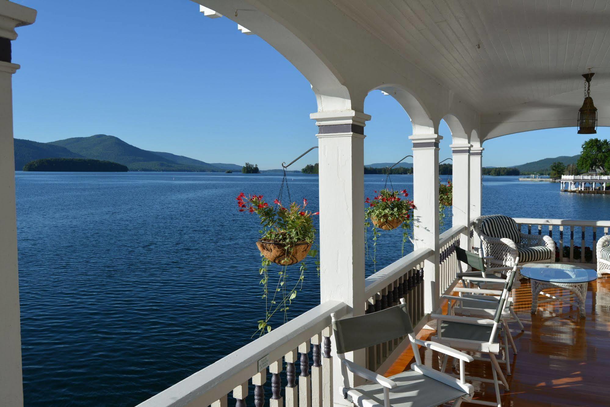 Lake George Boathouse Waterfront Lodging Bolton Landing Exterior foto
